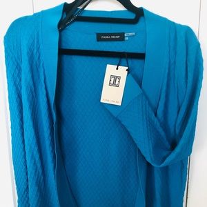 Beautiful Ivanka trump sweater size small